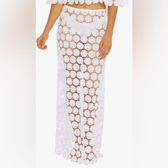 NWT Trina Turk White Bardot Crochet Swim Coverup Skirt in XL - Picture 1 of 8